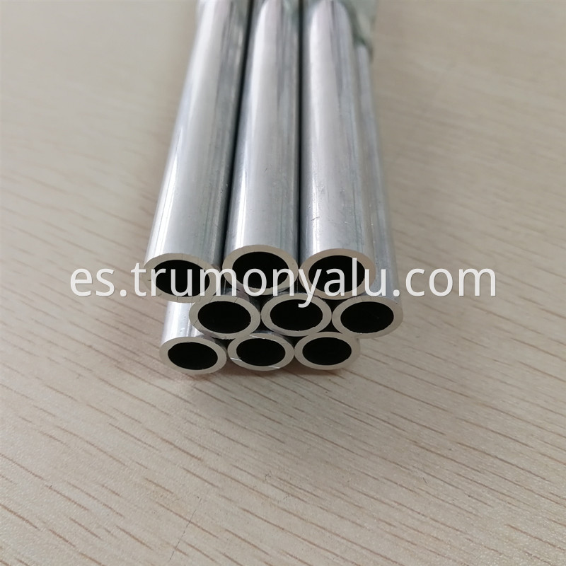 Round aluminum tube